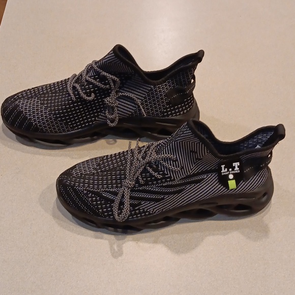 Men's new fashion running shoes - Picture 3 of 9
